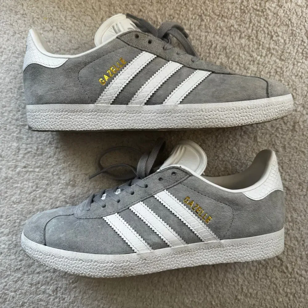 ADIDAS Gazelle in the Grey/White Colorway